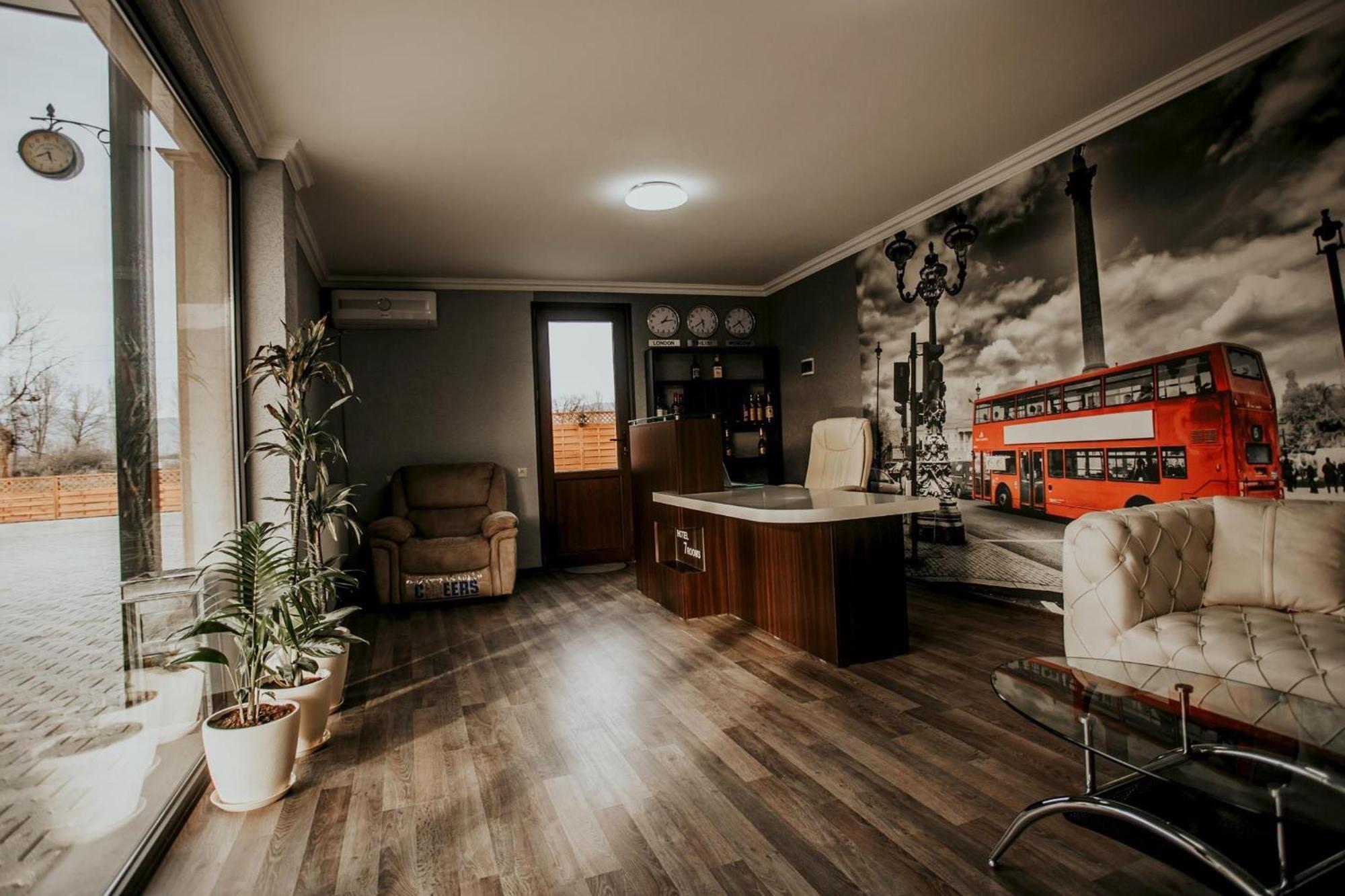7 Rooms Hotel Tserovani 외부 사진