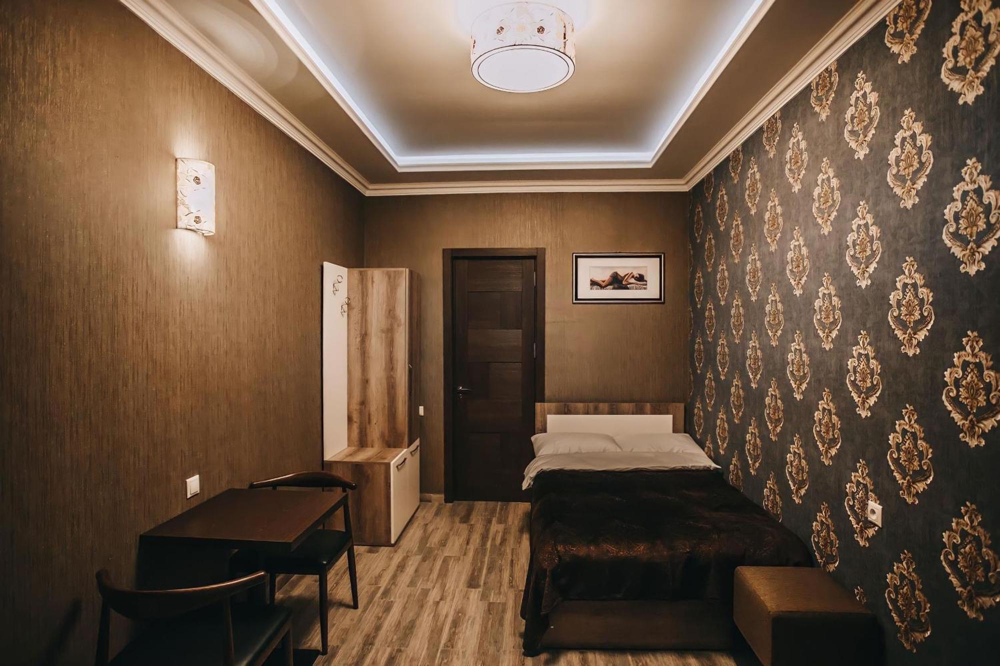 7 Rooms Hotel Tserovani 외부 사진